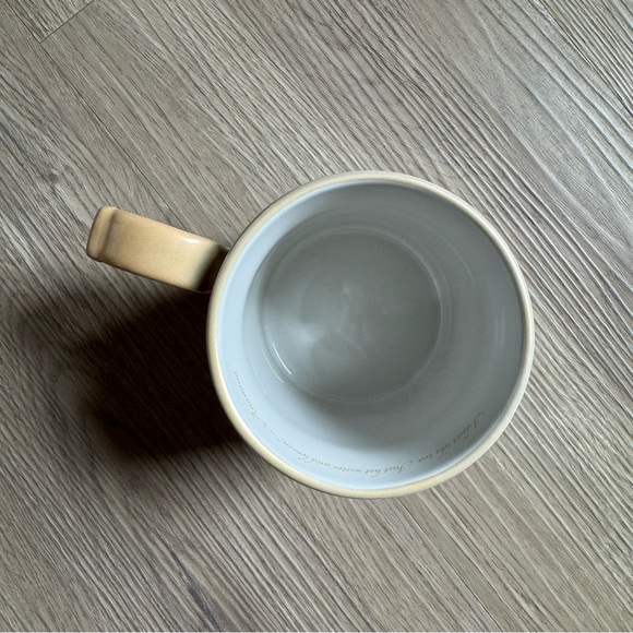 Disney Princess 25th Anniversary Anastasia Mug - Green and Yellow - Picture 7 of 8